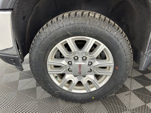 Used 2023 GMC Sierra 3500 SLT w/ Gooseneck/5TH Wheel Package AWD/4WD image 7