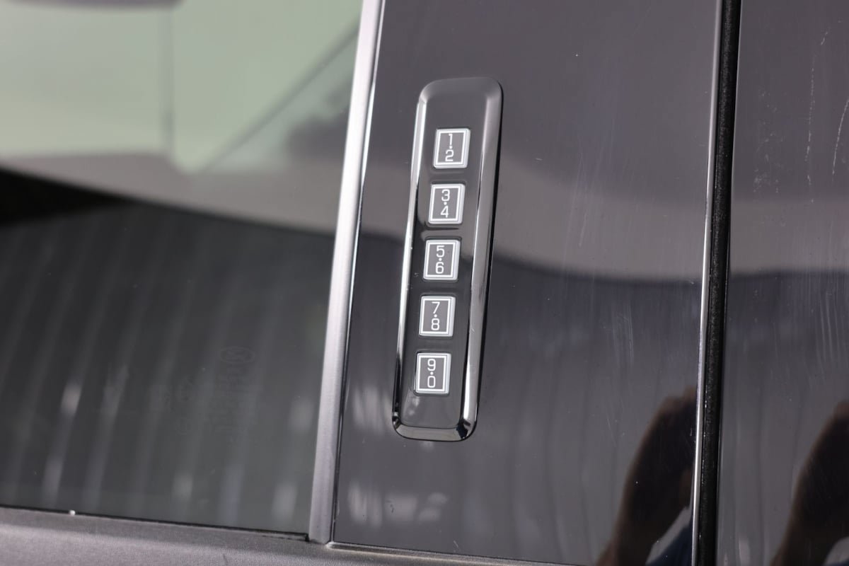 Used 2026 Ford F350 Lariat AWD/4WD image 33