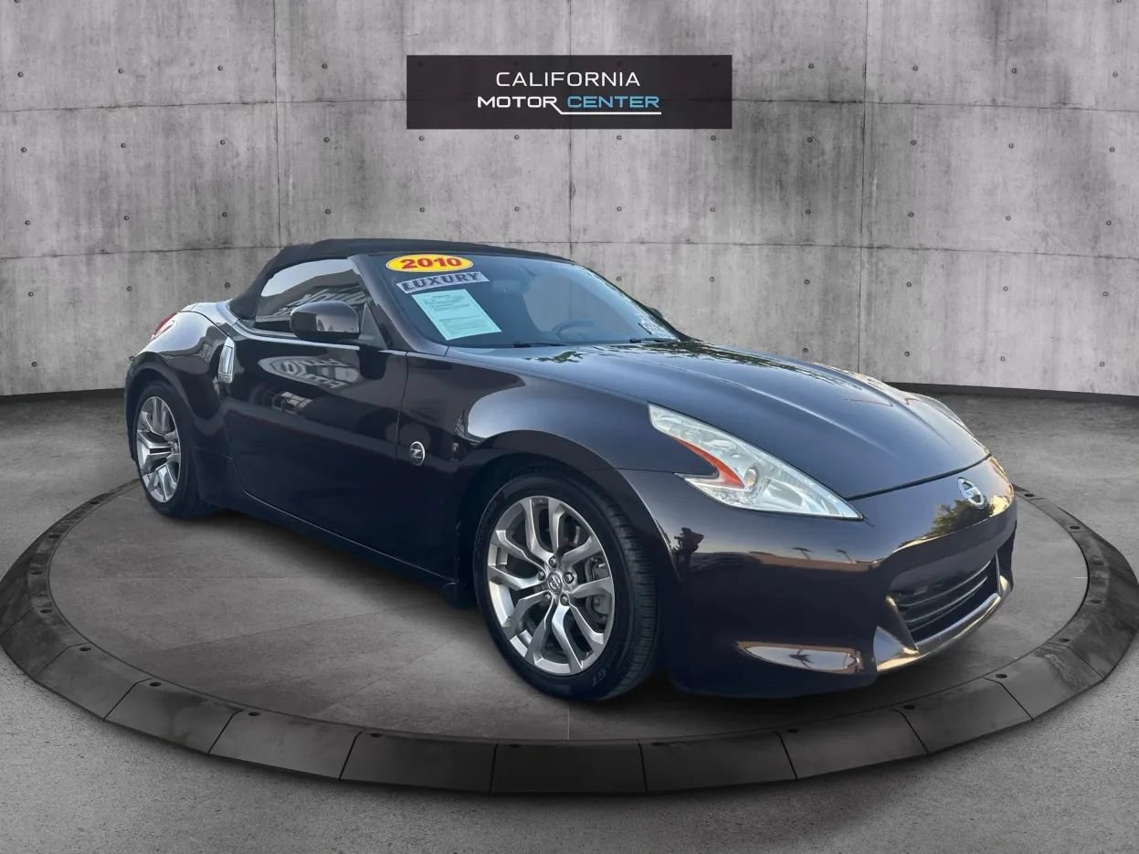 Used 2010 Nissan 370Z Roadster RWD image 1