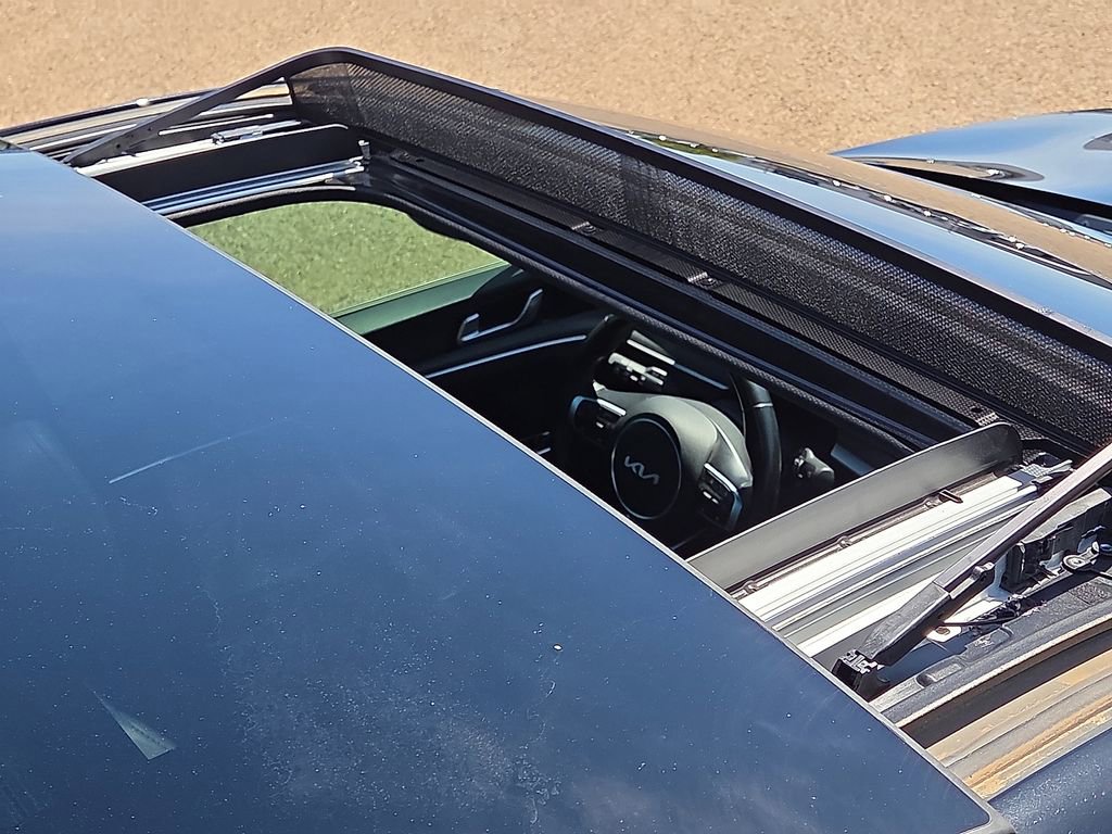 Used 2022 Kia K5 GT-Line w/ GT-Line Awd Premium Package image 13