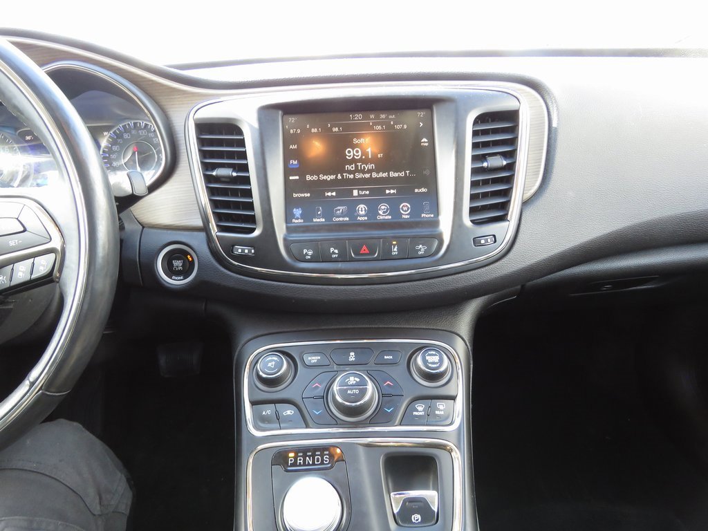 Used 2015 Chrysler 200 C w/ Navigation & Sound Group I image 26