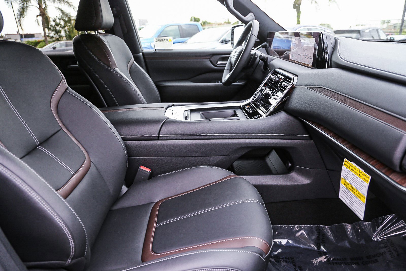 New 2025 Nissan Armada SL image 22