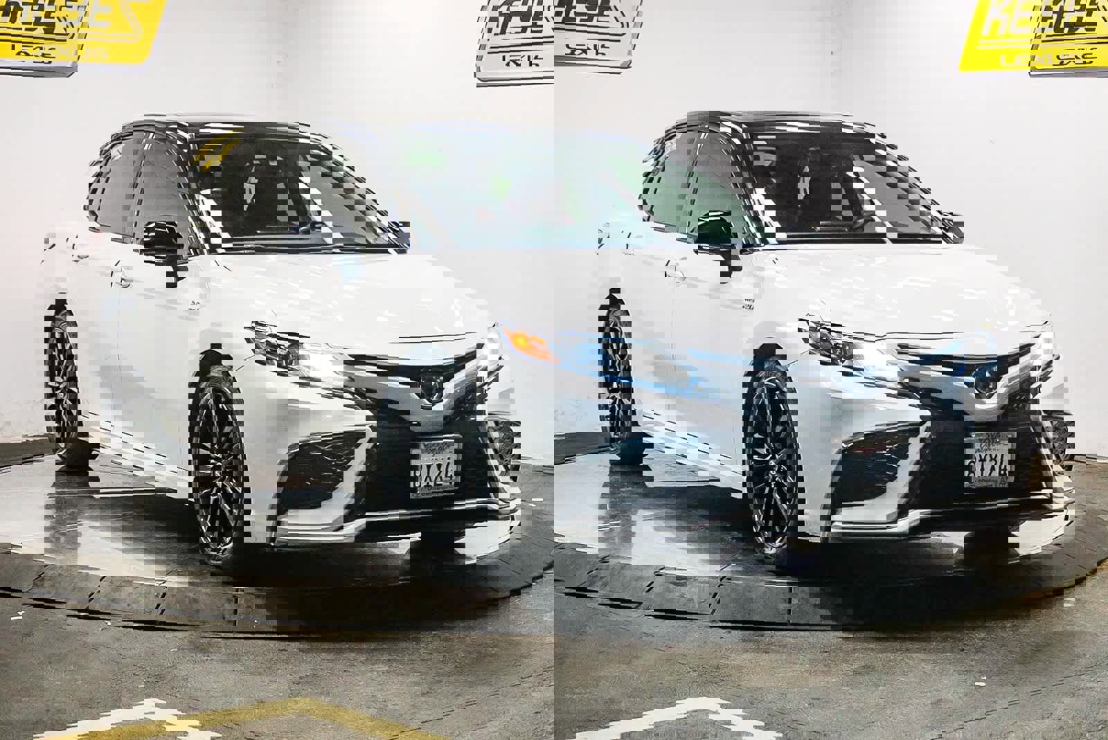 Used 2021 Toyota Camry XSE image 5