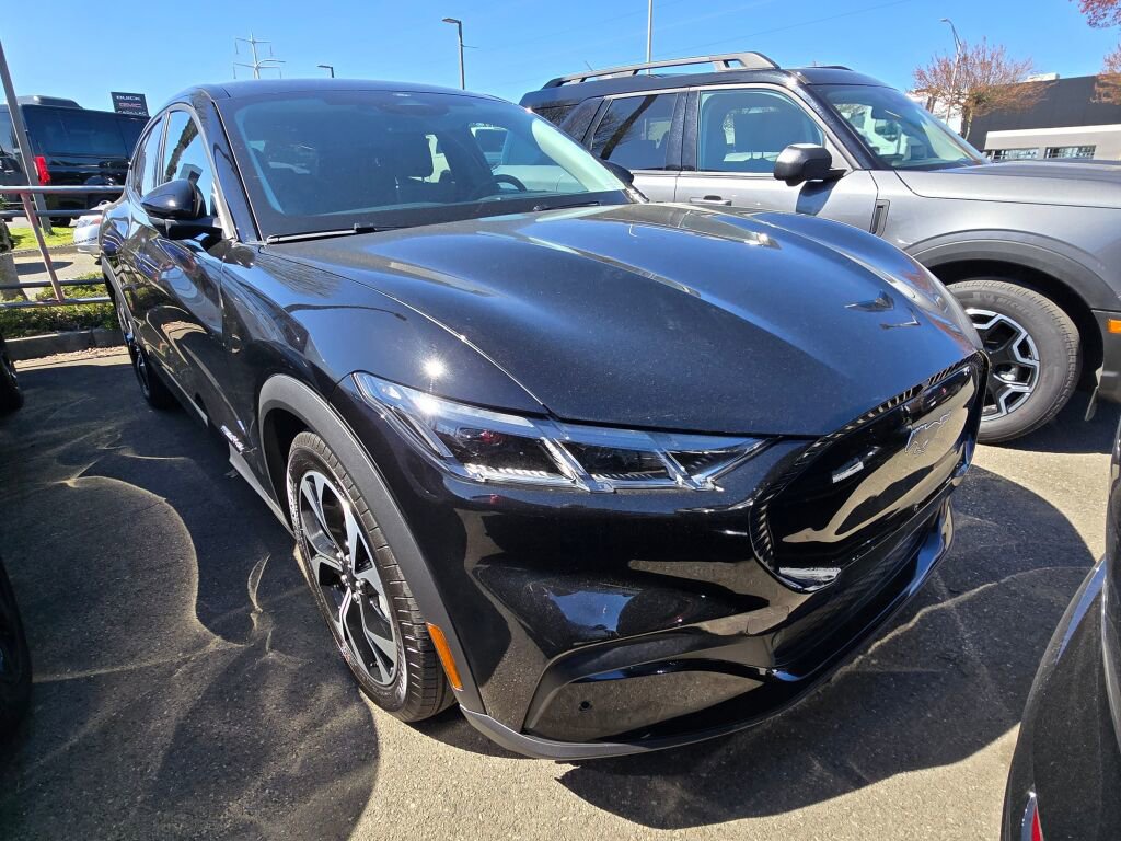 Used 2025 Ford Mustang Mach-E Select w/ Comfort Package Lite image 2