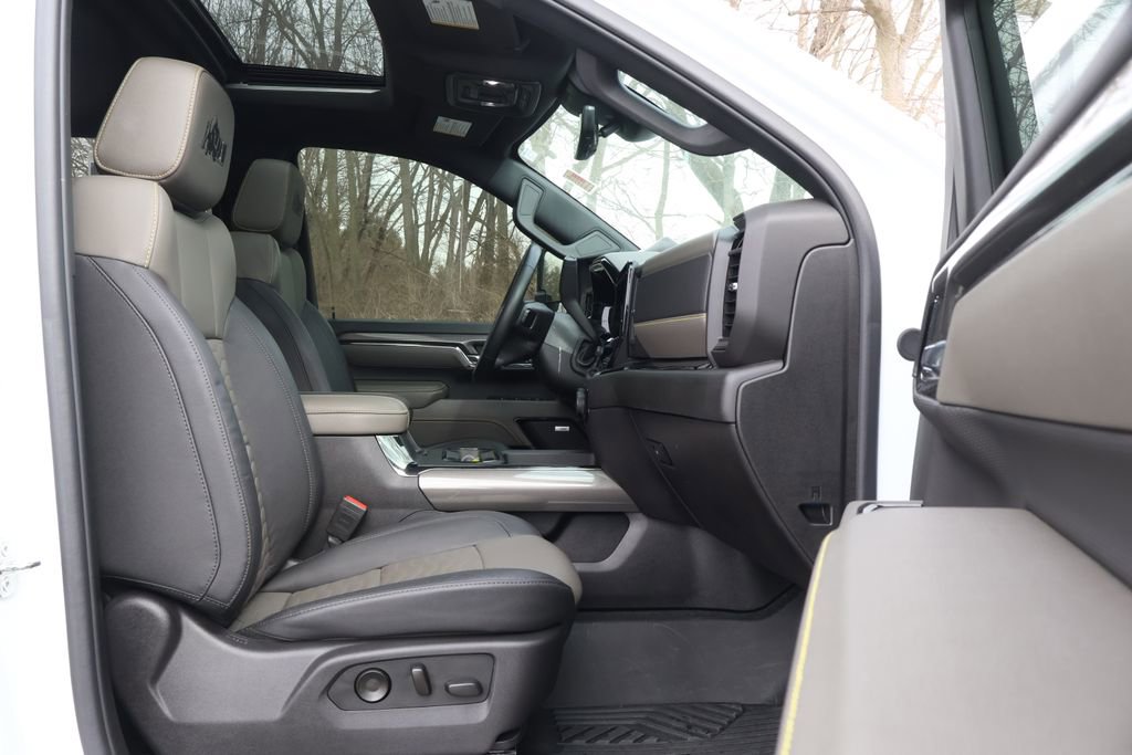 Certified 2024 Chevrolet Silverado 2500 ZR2 w/ ZR2 Bison Edition image 46