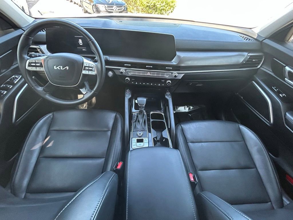 Used 2024 Kia Telluride S image 10