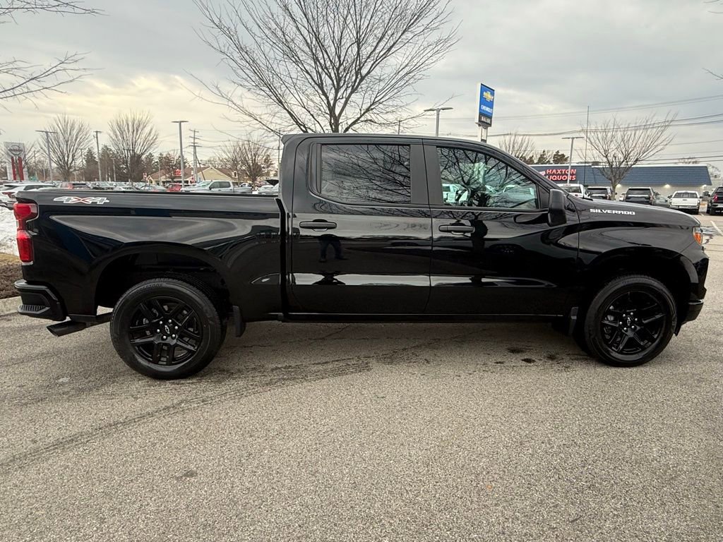 Used 2023 Chevrolet Silverado 1500 Custom image 6