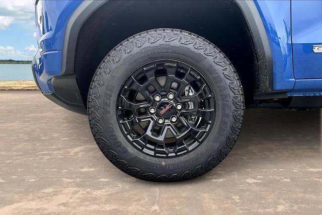 New 2026 GMC Canyon Elevation w/ Convenience Package image 11