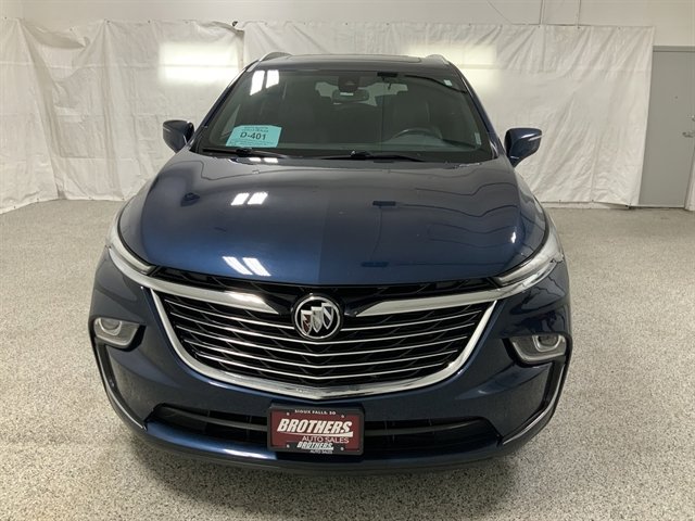 Used 2023 Buick Enclave Essence w/ Experience Buick Package image 3