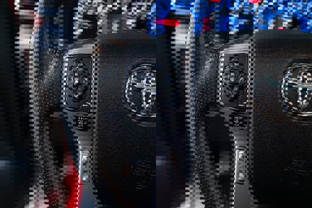 Used 2016 Toyota 4Runner Limited image 19