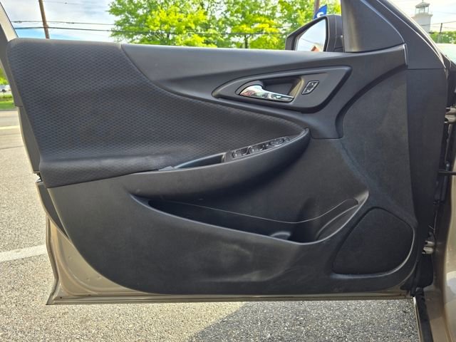 Used 2023 Chevrolet Malibu LT FWD image 7