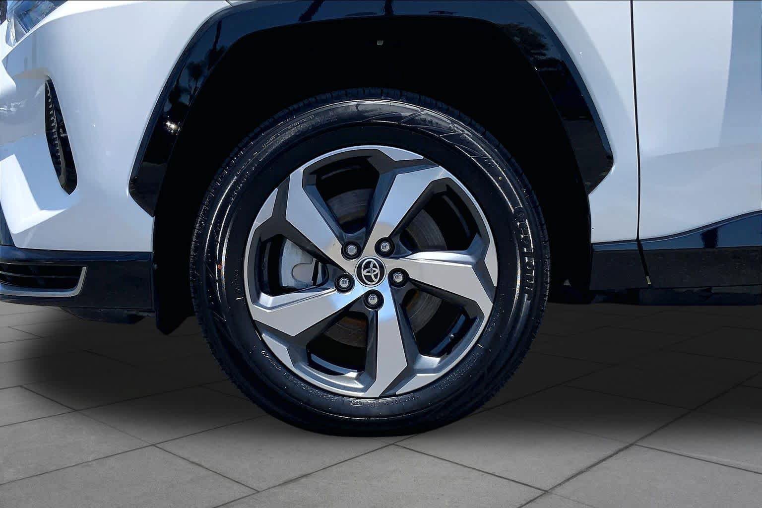 Certified 2021 Toyota RAV4 SE w/ Weather & Moonroof Package AWD/4WD image 10