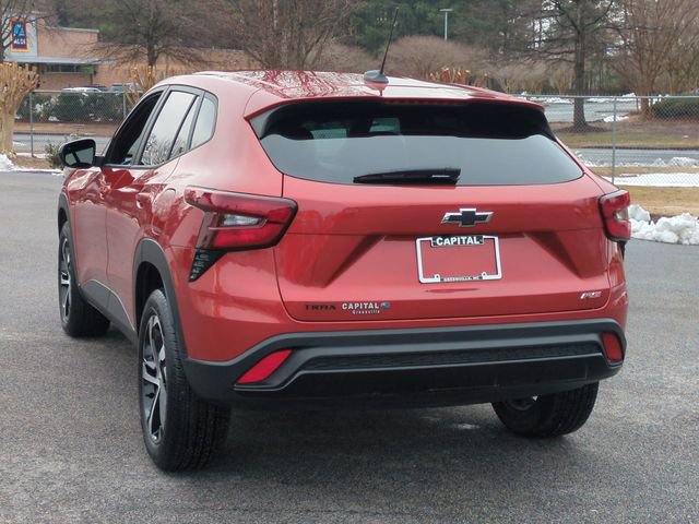 Used 2024 Chevrolet Trax RS w/ Driver Confidence Package image 5