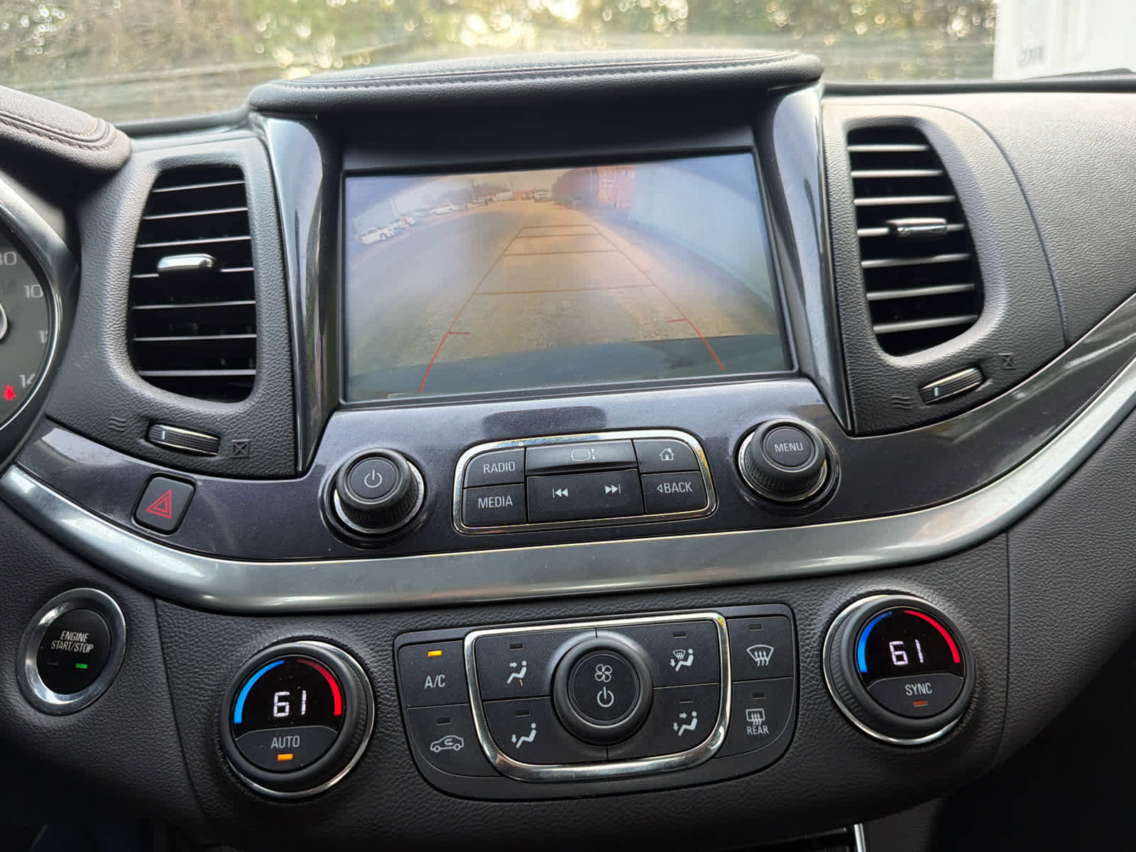 Used 2019 Chevrolet Impala LT w/ LT Convenience Package image 18