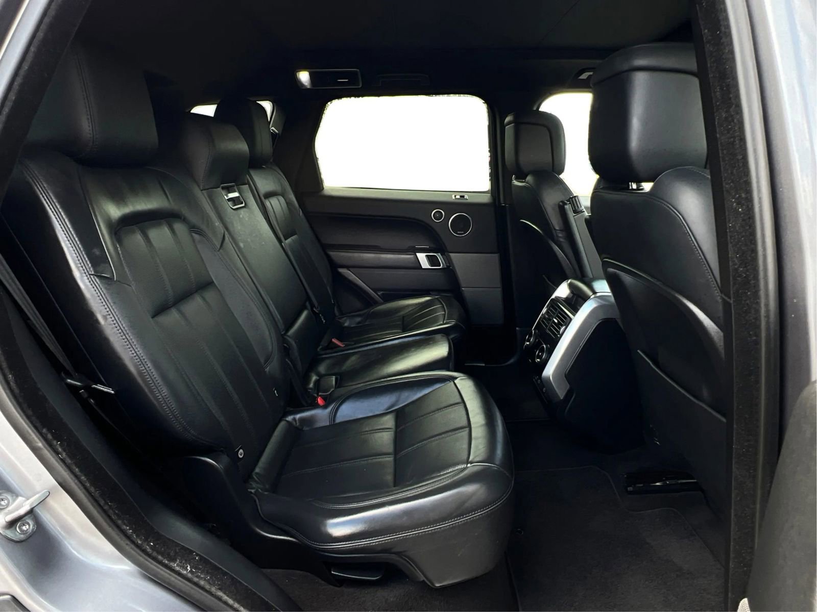 Used 2022 Land Rover Range Rover Sport HSE Silver Edition image 13