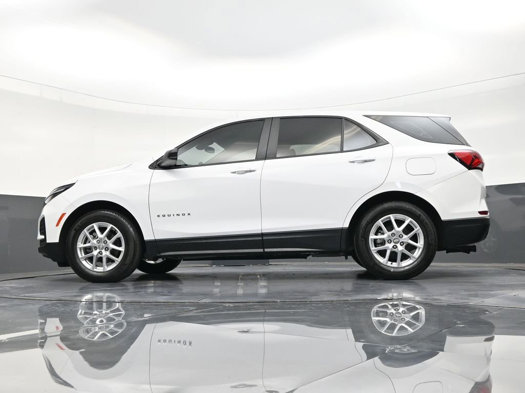 Used 2024 Chevrolet Equinox LS image 22