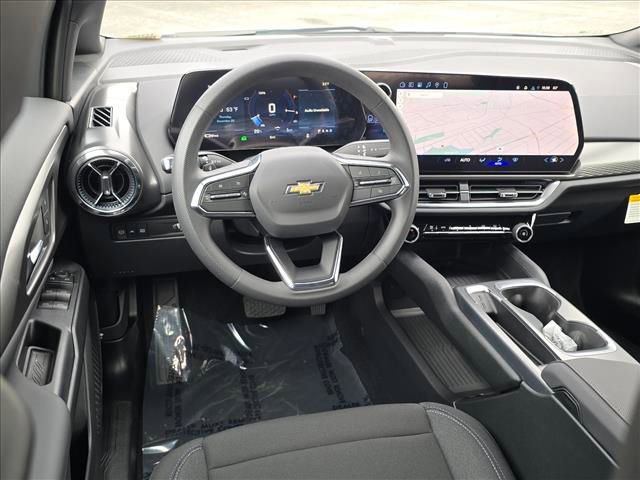 New 2026 Chevrolet Equinox EV LT image 16