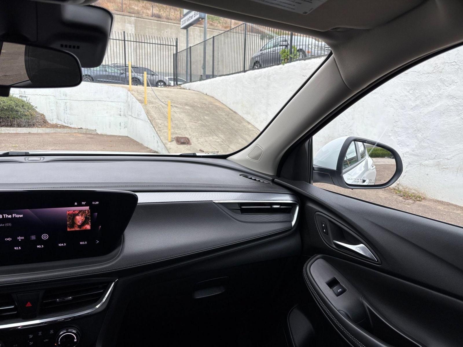 Used 2025 Buick Encore GX Preferred FWD image 34
