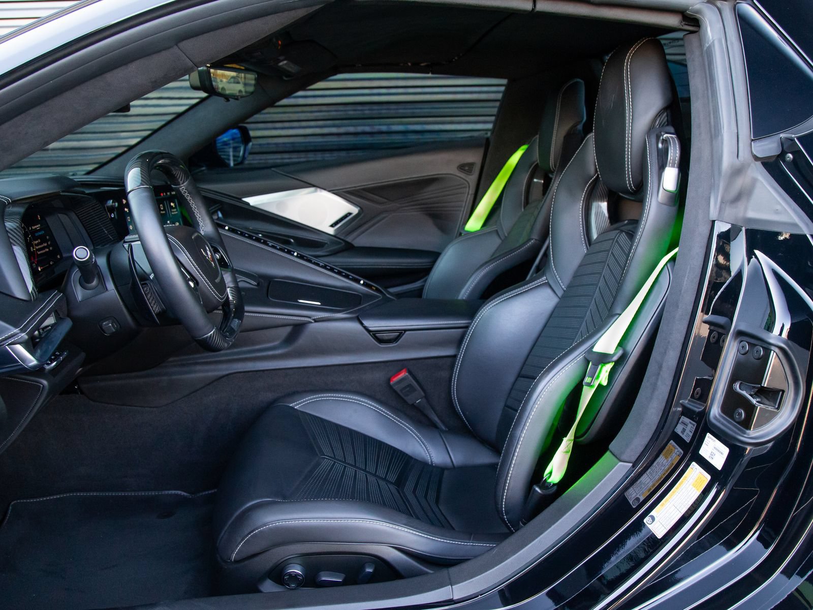 Used 2024 Chevrolet Corvette Z06 RWD image 5
