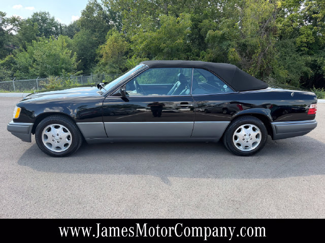 Used 1995 Mercedes-Benz E 320 Convertible image 13