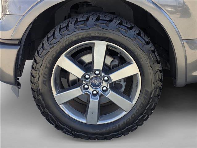 Used 2015 Ford F150 Lariat RWD image 25