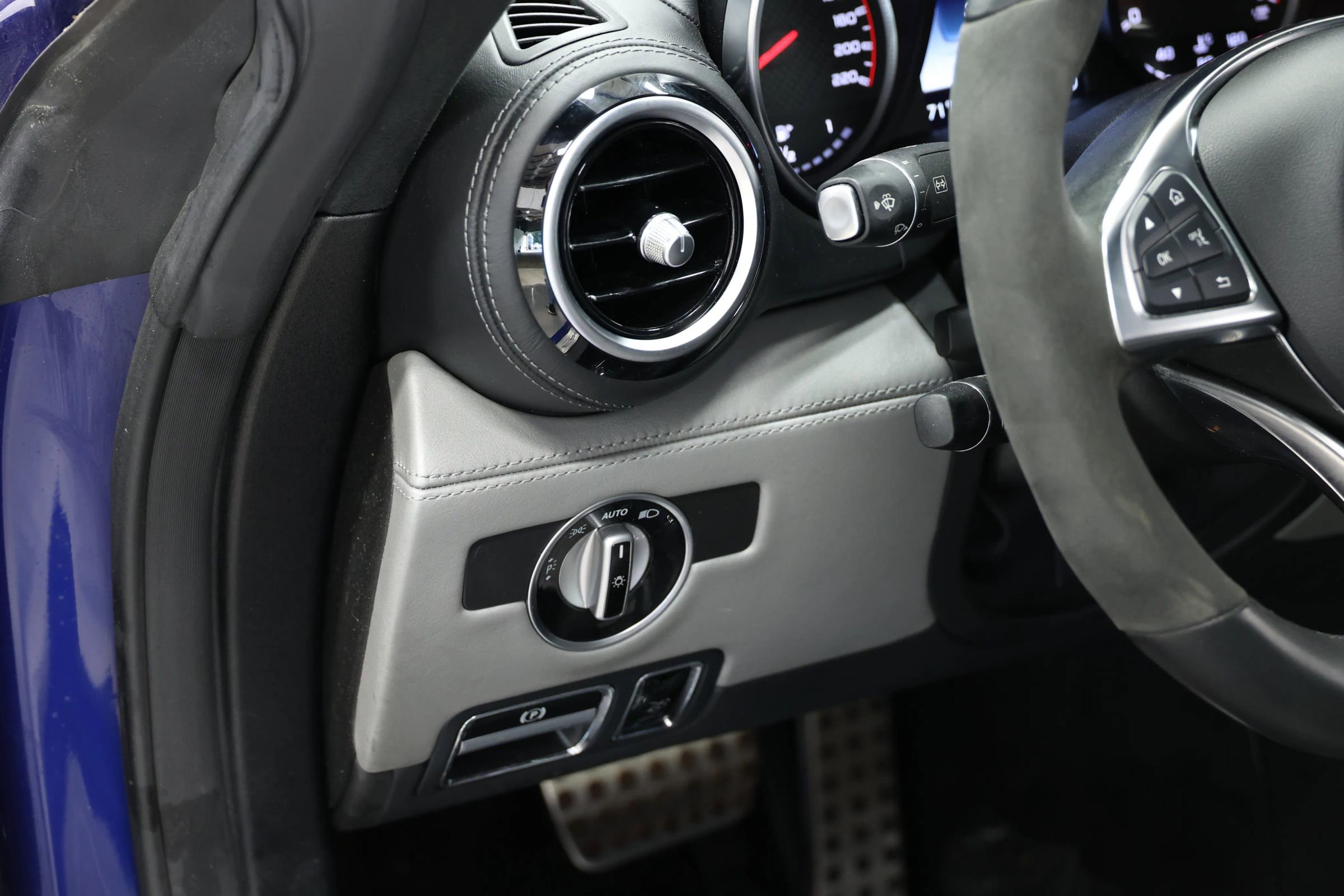 Used 2016 Mercedes-Benz AMG GT S image 18