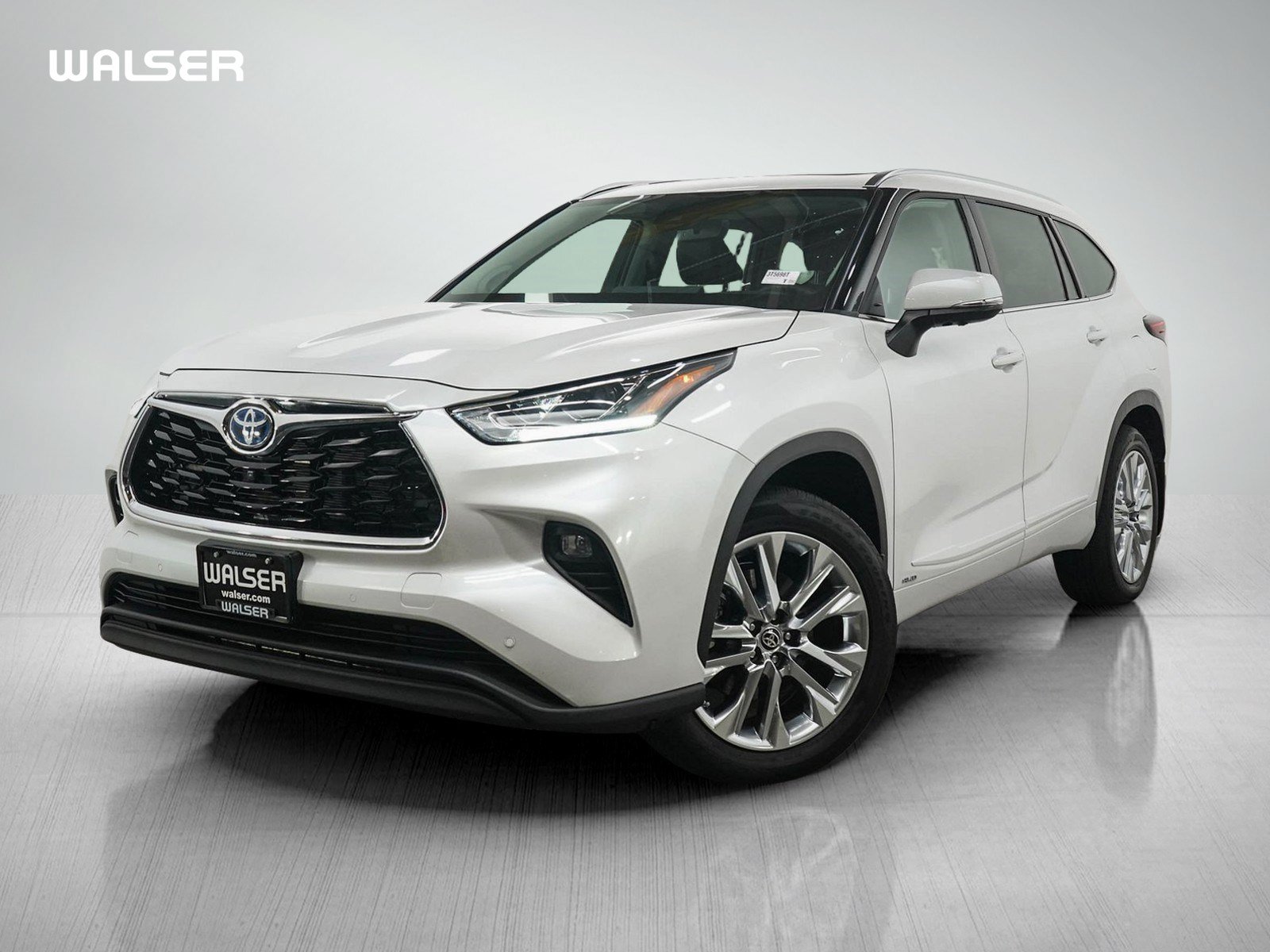 Used 2024 Toyota Highlander Limited