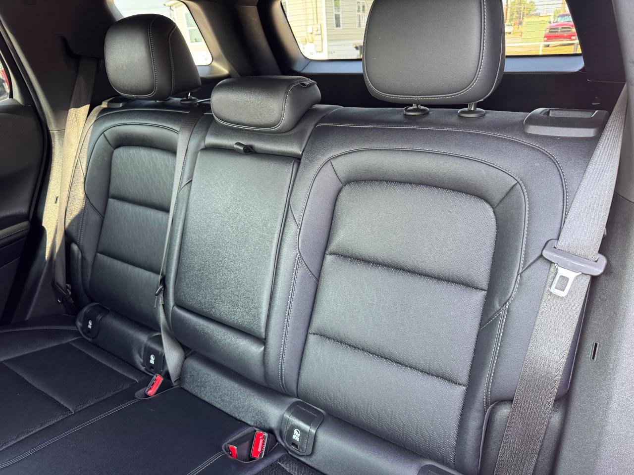 Used 2025 Chevrolet Equinox LT w/ Convenience Package II FWD image 17