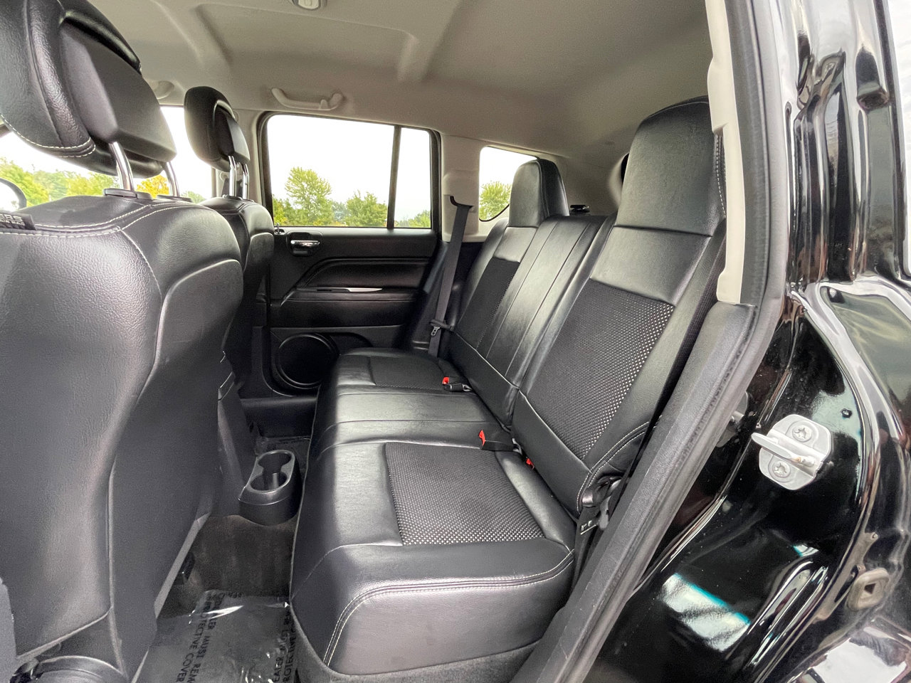 Used 2016 Jeep Compass Latitude image 20