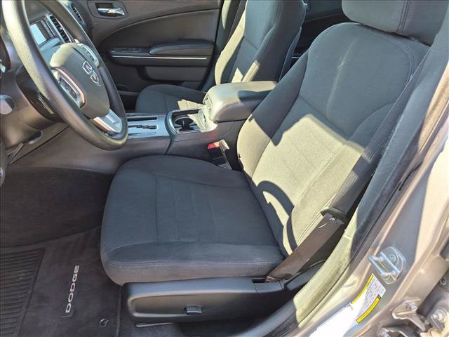 Used 2014 Dodge Charger SE RWD image 14