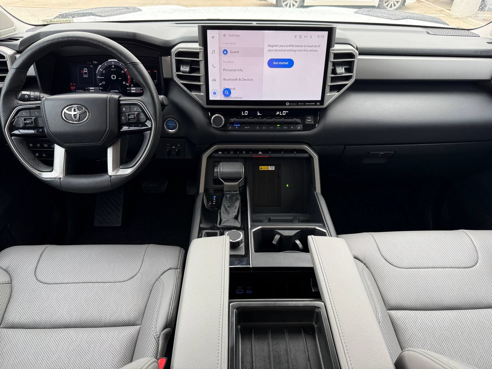 Used 2023 Toyota Tundra Limited AWD/4WD image 26