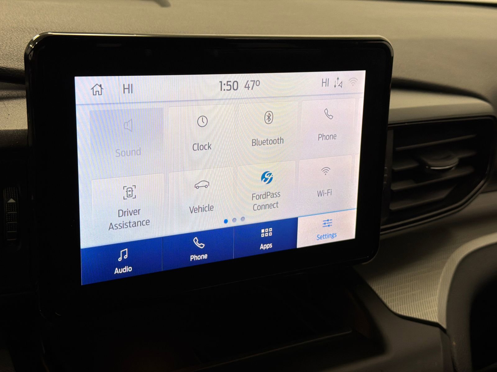 Used 2020 Ford Explorer XLT w/ Comfort Package image 26