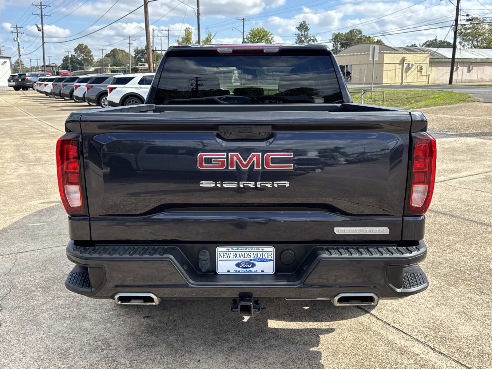 Used 2023 GMC Sierra 1500 Elevation image 5