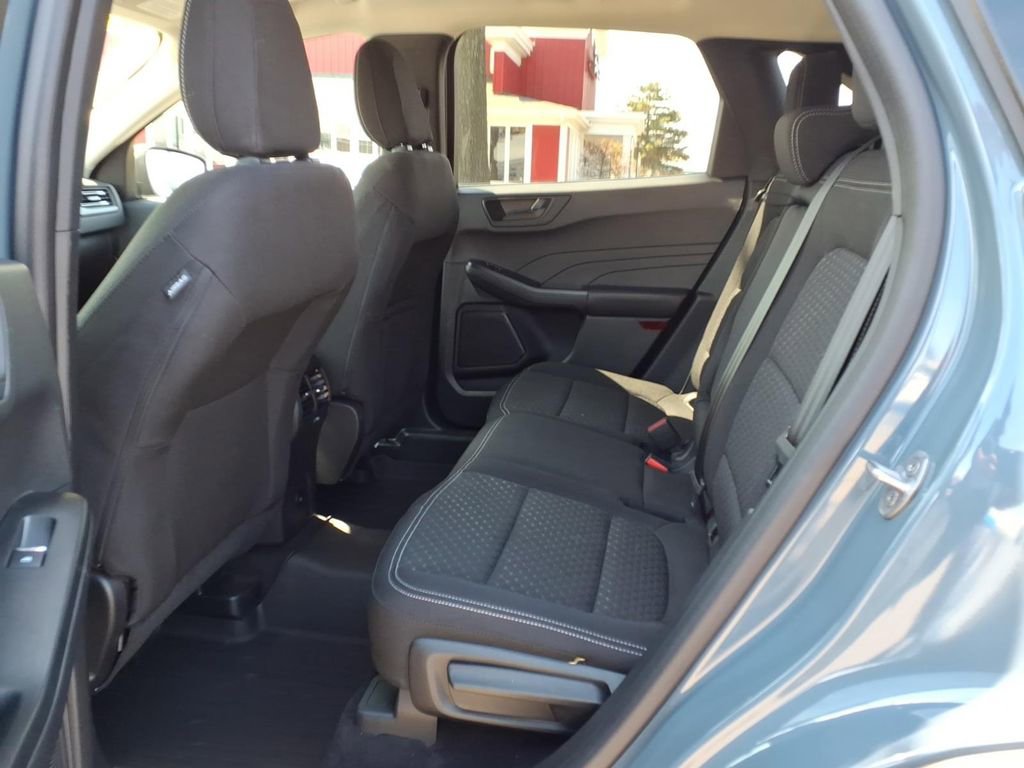Used 2023 Ford Escape Active image 11