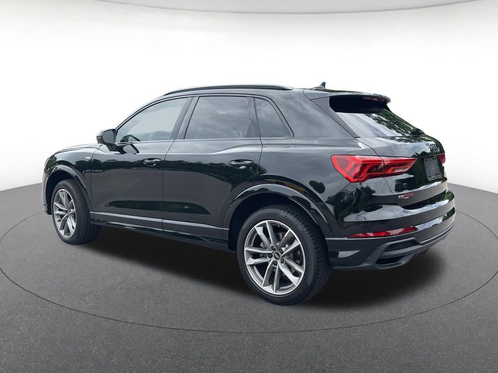 Used 2025 Audi Q3 2.0T Premium AWD/4WD image 3