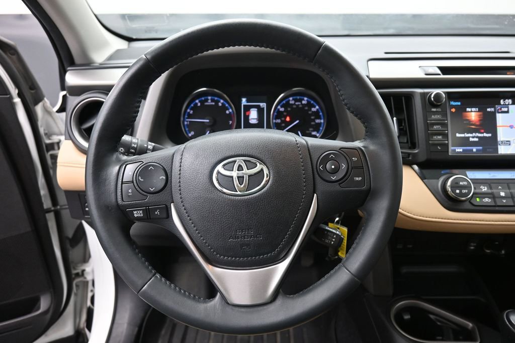 Used 2016 Toyota RAV4 XLE FWD image 28