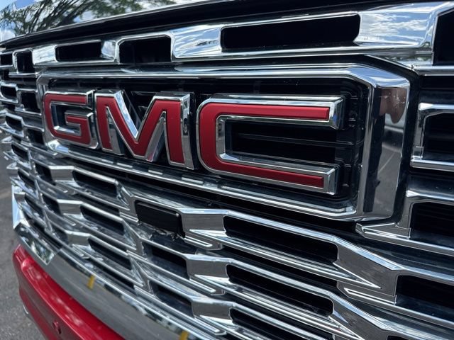 Used 2024 GMC Sierra 3500 Denali AWD/4WD image 5
