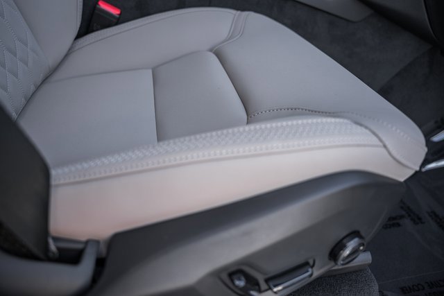 New 2026 Volvo XC90 B6 Plus w/ Protection Package Premier image 33