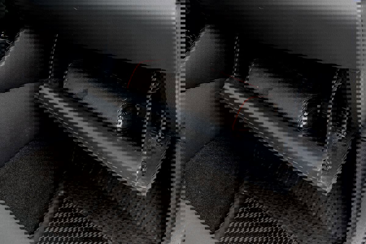 Used 2021 Toyota C-HR XLE image 36