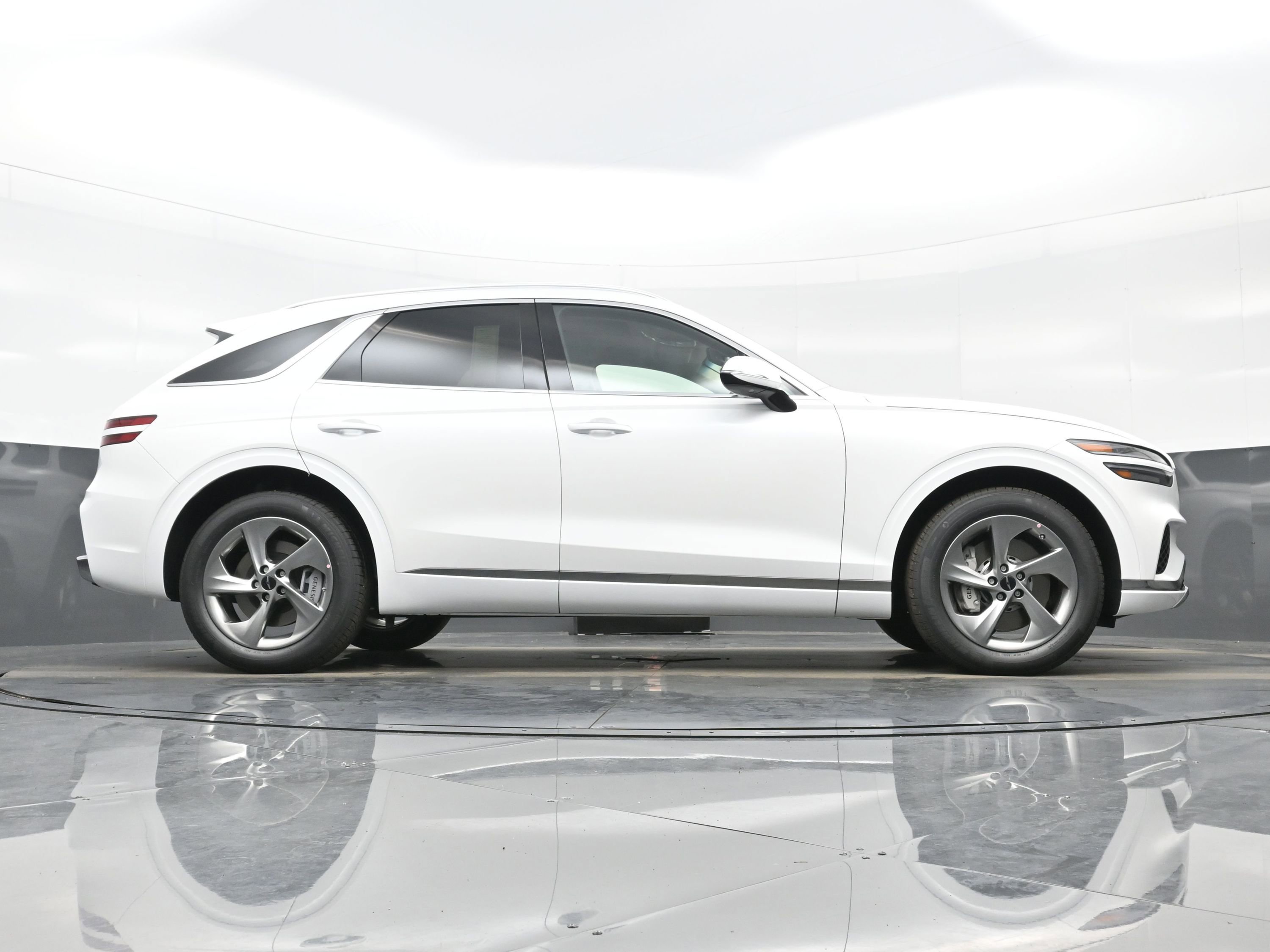 Certified 2026 Genesis GV70 2.5T Select image 16