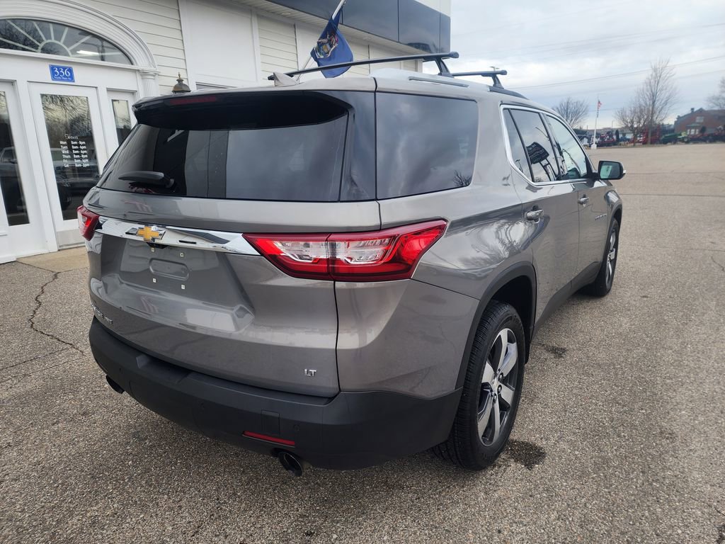Used 2018 Chevrolet Traverse LT w/ LPO, Floor Liner Package image 5