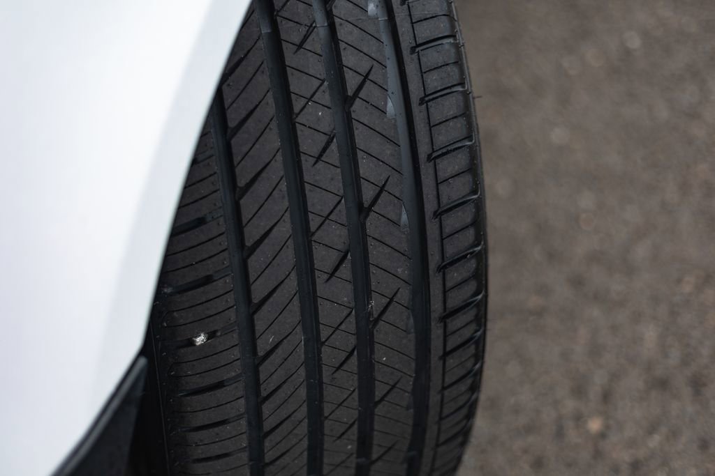 Used 2012 Dodge Charger SRT8 w/ Adaptive Cruise Group image 5