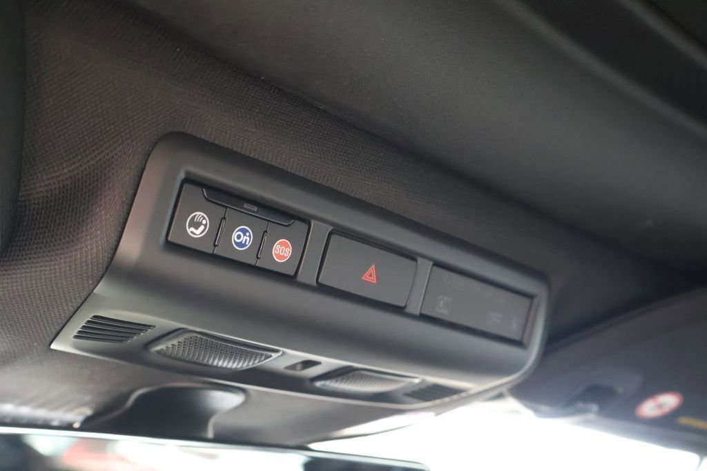New 2026 Chevrolet Corvette Stingray Preferred Cpe w/ Stealth Interior Trim Package RWD image 39
