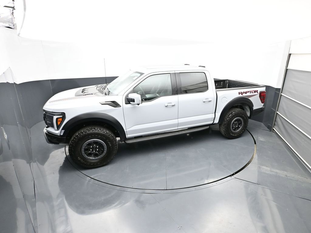 Used 2025 Ford F150 Raptor AWD/4WD image 29