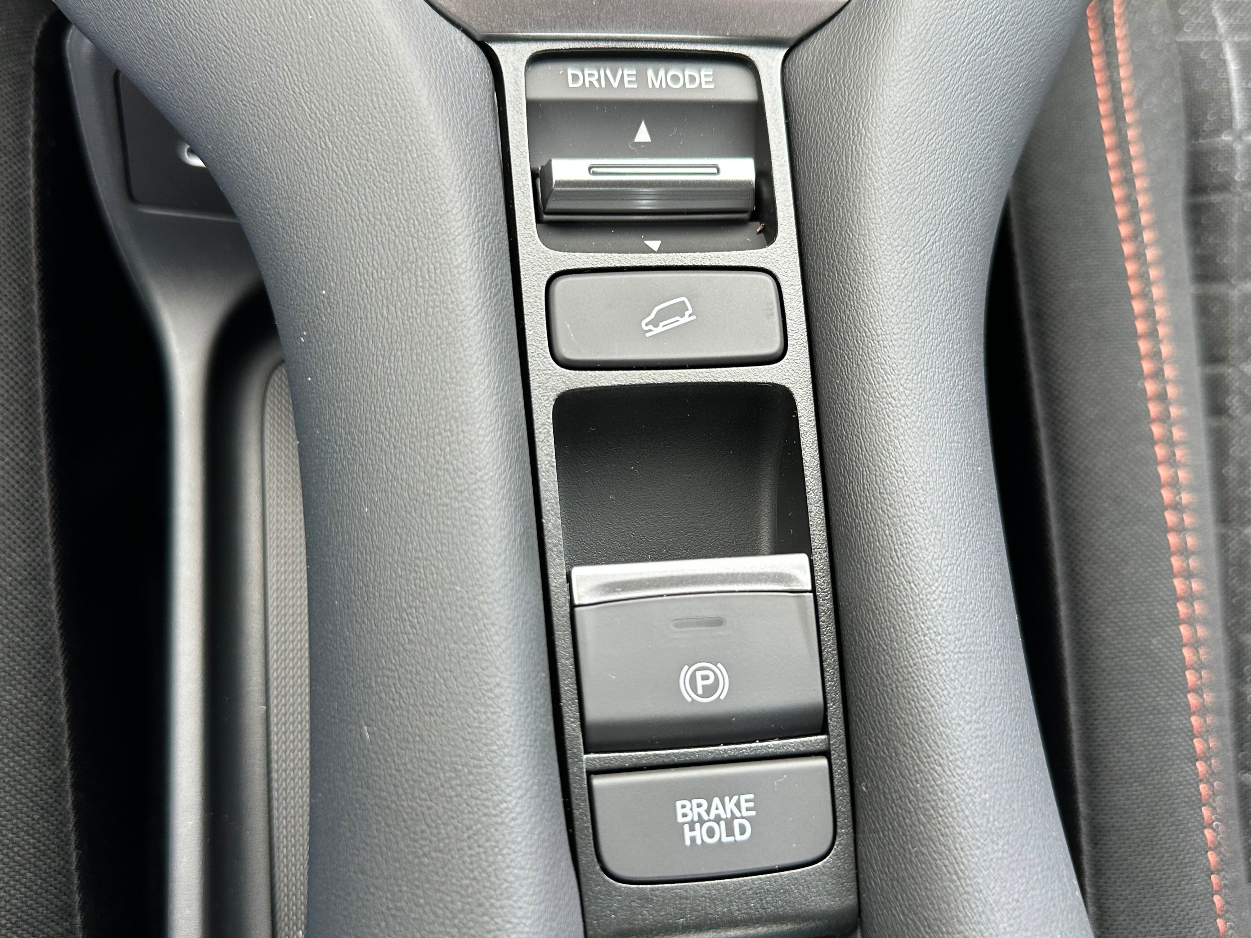 New 2025 Honda HR-V Sport image 27