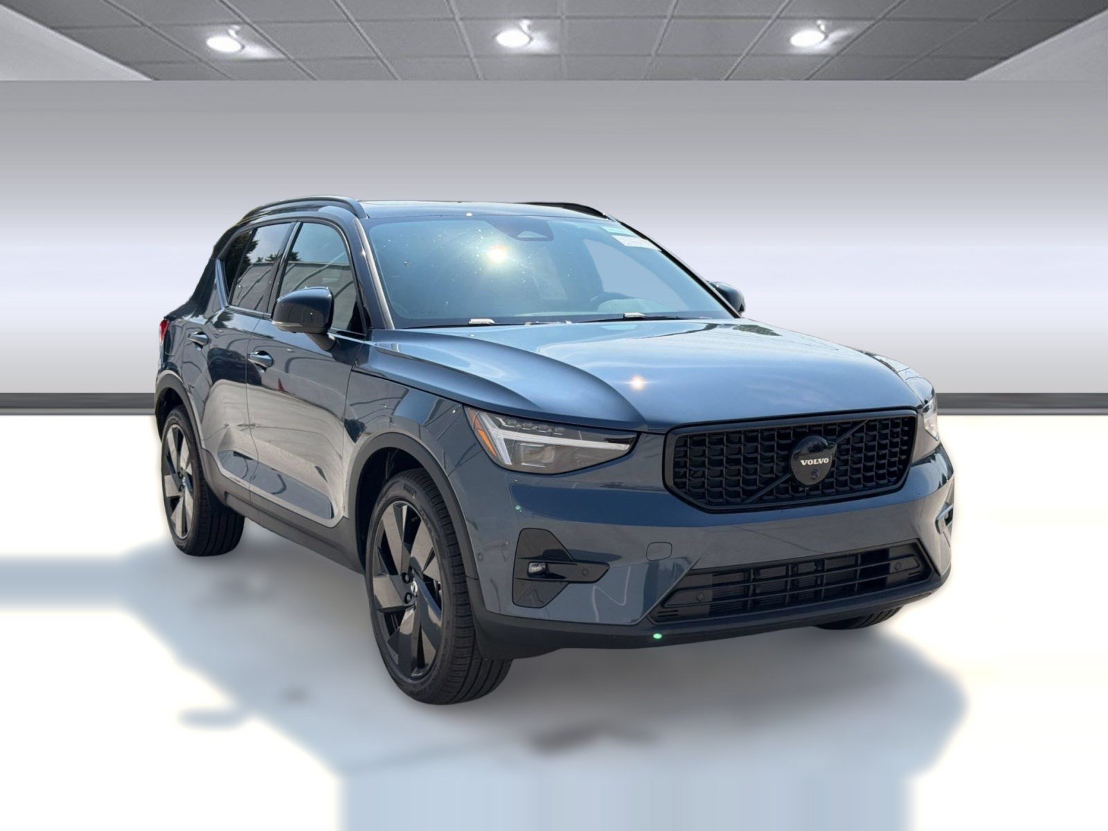 New 2026 Volvo XC40 B5 Ultra w/ Protection Package Premier AWD/4WD image 7