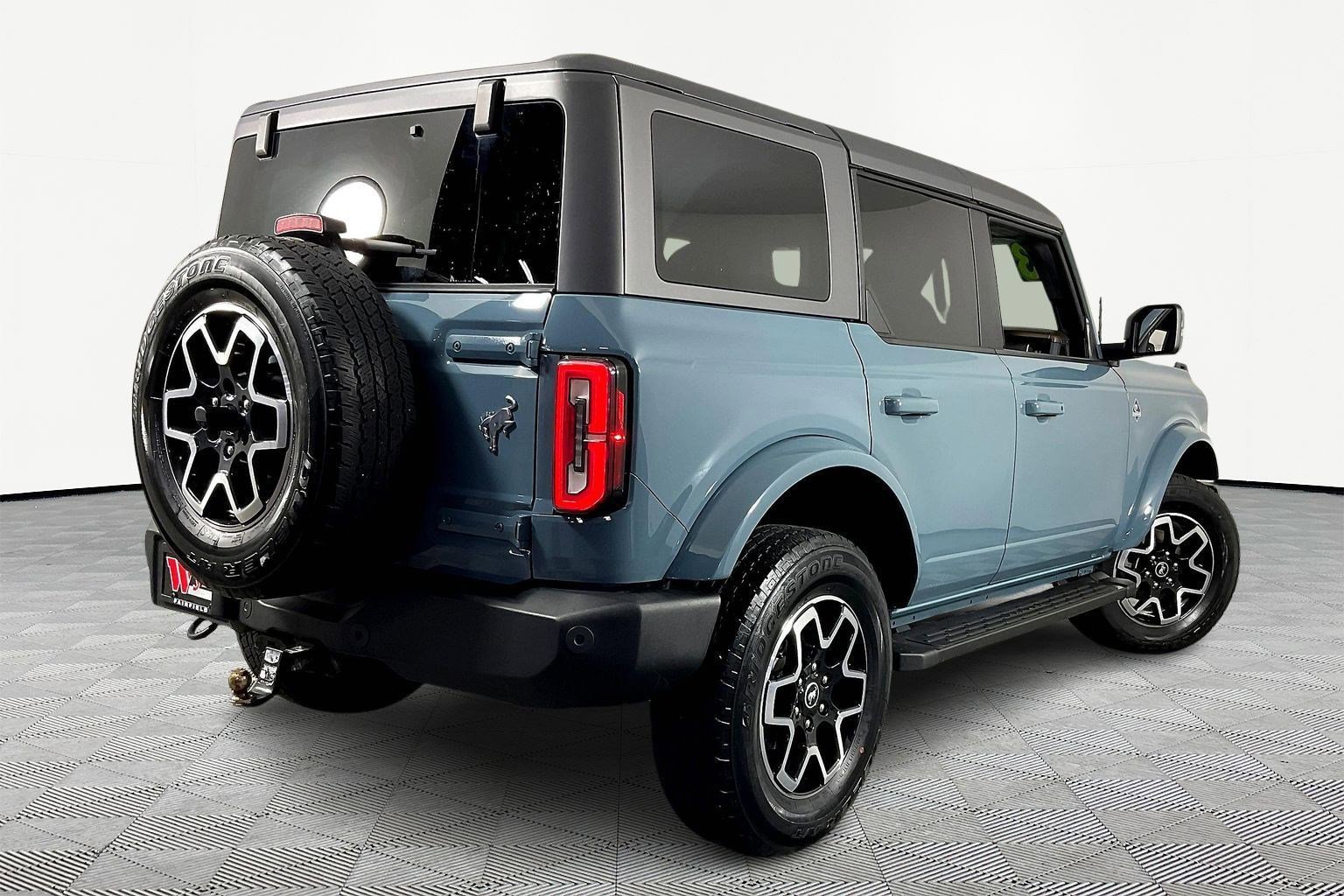 Used 2023 Ford Bronco Outer Banks image 6