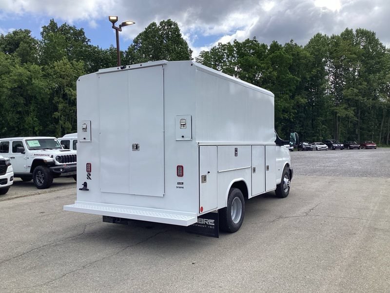 New 2026 Chevrolet Express 3500 w/ Power Convenience Package RWD image 7