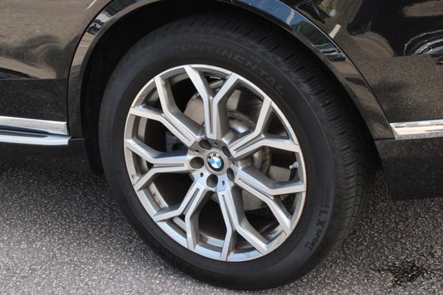 Used 2023 BMW X7 xDrive40i w/ Executive Package AWD/4WD image 42