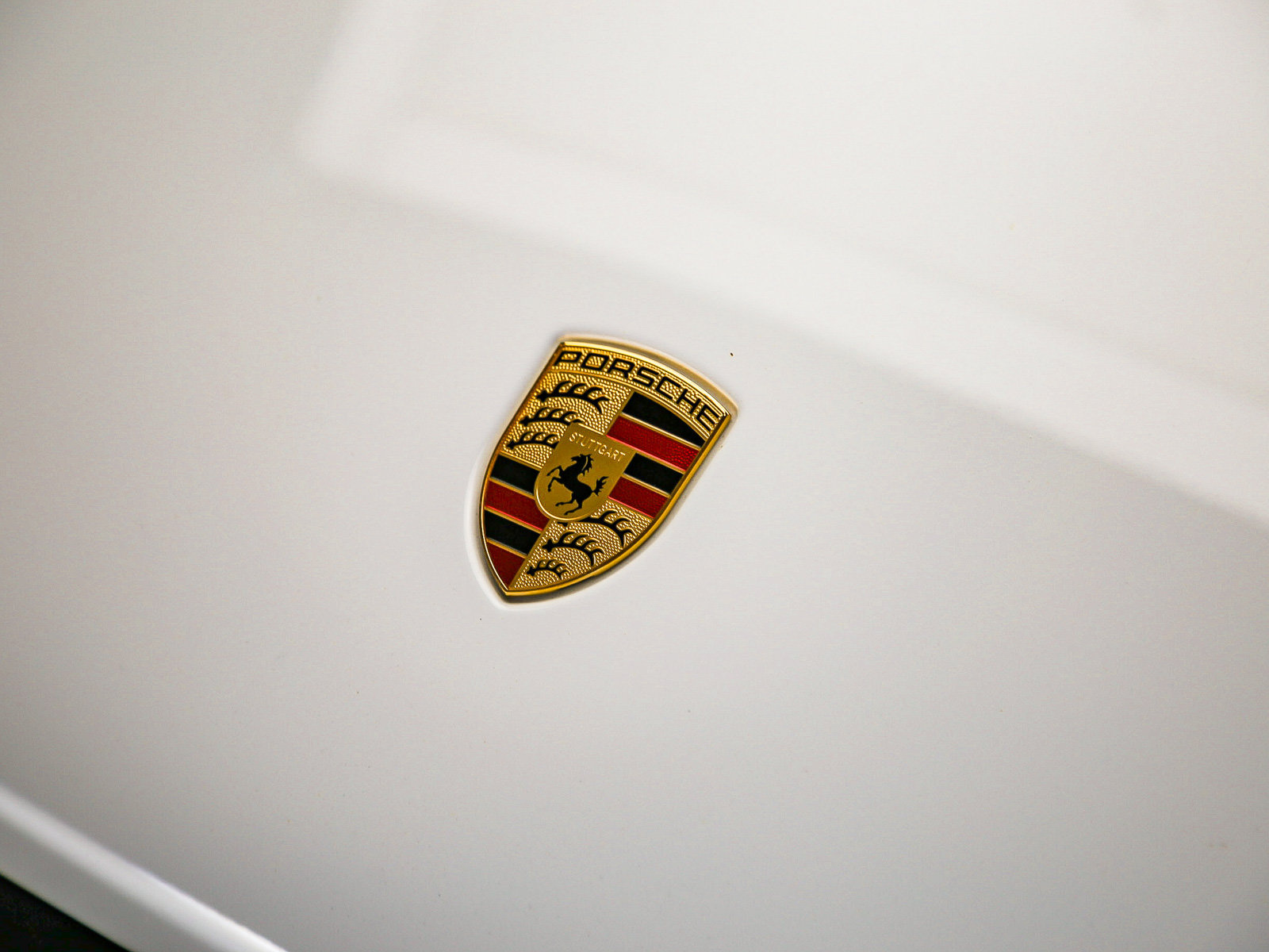 Certified 2024 Porsche Macan AWD/4WD image 12